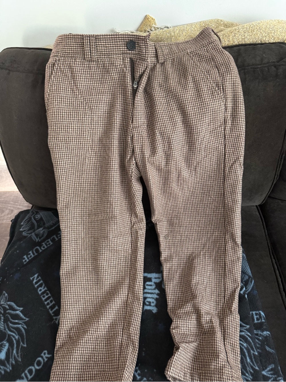 Men's Brown Houndstooth Dress Pants - Tailored Everyday Style